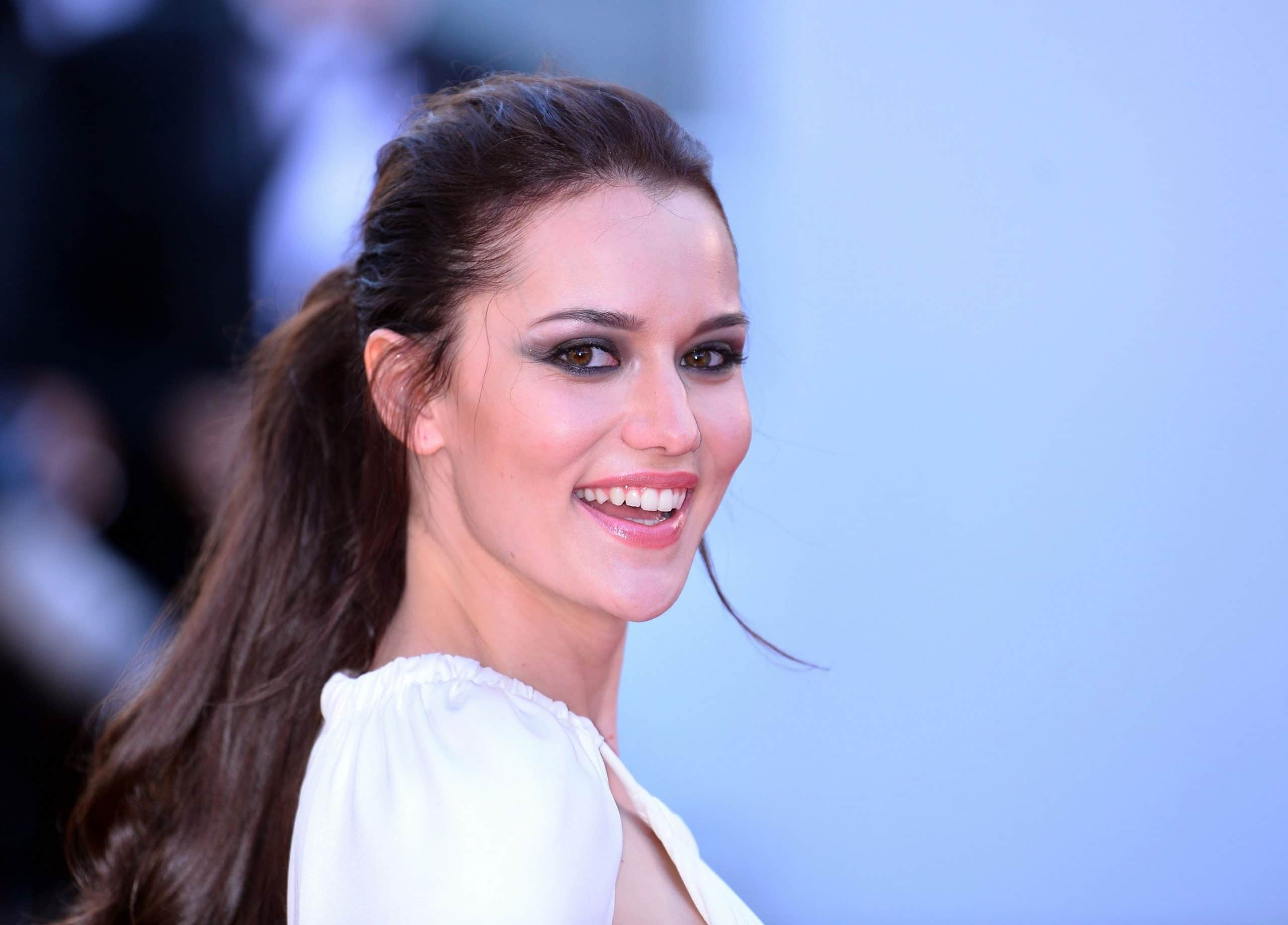 Fahriye Evcen