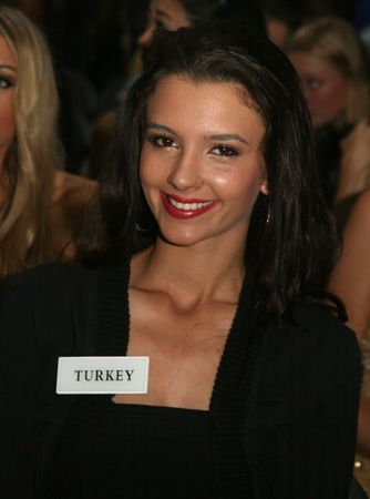 Leyla Lydia Tuğutlu